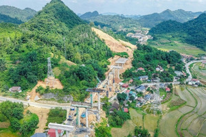 Chủ tịch Đèo Cả kiểm tra dự án quy mô 23.000 tỷ, yêu cầu triển khai giải pháp bù đắp tiến độ