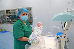 Siêu đô thị đông dân nhất Việt Nam dự kiến thưởng 5 triệu đồng cho phụ nữ sinh 2 con trước 35 tuổi