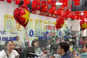 Hà Nội: Nhiều vướng mắc trong chi tặng quà dịp 2/9