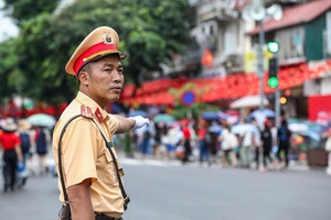 Công an Hà Nội gửi thông báo quan trọng tới người tham gia giao thông