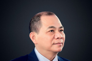 Vingroup (VIC) nợ gần 800.000 tỷ đồng có đáng lo ngại?