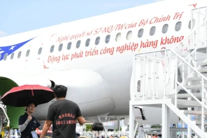 Lý do Việt Nam chưa sản xuất được con ốc trên bánh máy bay 100 USD