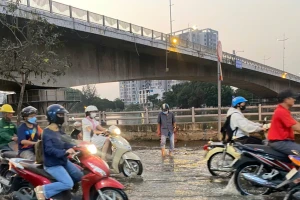 Cảnh báo triều cường Rằm tháng Bảy ở TPHCM, nguy cơ ngập úng