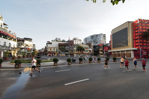 Ngỡ ngàng diện mạo mới của quảng trường Đông Kinh Nghĩa Thục sau khi chính thức phá bỏ Hàm Cá Mập
