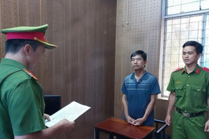 Bắt khẩn cấp Hoàng Phước Hiếu