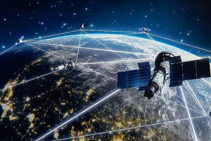 Trường đại học Việt Nam đầu tiên có khả năng nghiên cứu vệ tinh tầm thấp được quốc tế 'chọn mặt gửi vàng'