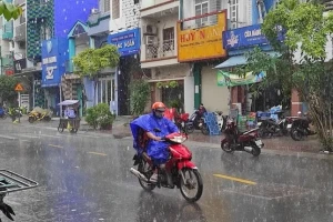Mưa dông ở TPHCM diễn biến phức tạp