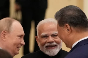 Ấn Độ thận trọng sau khi Tổng thống Mỹ Trump dịu giọng