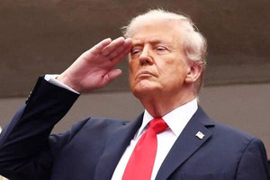 Ông Trump tuyên bố sẵn sàng trừng phạt Nga bước sang ‘giai đoạn hai’, hé lộ nước cờ mới gây chấn động