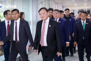 Máy bay riêng của cựu Thủ tướng Thaksin Shinawatra đáp xuống Bangkok