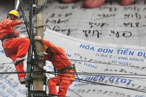 Dự thảo cho EVN phân bổ lỗ 44.792 tỷ đồng vào giá điện: Bộ Quốc phòng, Bộ Tài chính, doanh nghiệp, chuyên gia đồng loạt lên tiếng