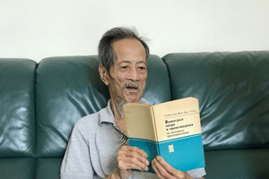 'Người khai sinh' hệ chuyên Toán, là người Việt đầu tiên có bài được lựa chọn đưa vào đề thi IMO chính thức