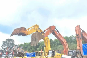 Cao tốc 8.500 tỷ khởi công gần 1 tháng, nhưng chưa có... mặt bằng thi công