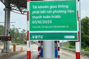 Từ 1/10: Hơn 4 triệu ô tô có nguy cơ ‘mắc kẹt’ trước trạm thu phí vì chậm làm điều này