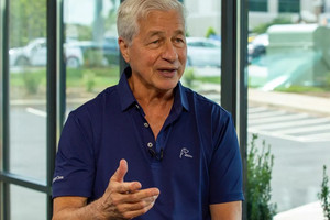 Tỷ phú Jamie Dimon cảnh báo kinh tế Mỹ đang yếu đi, Fed sẽ phải hạ lãi suất vào cuối tháng 9