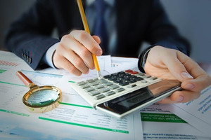 Xuất hiện doanh nghiệp đầu tiên ảnh hưởng bởi vụ 2 kiểm toán viên bị đình chỉ tư cách hành nghề