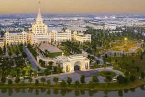 ‘Đại học tinh hoa’ của tỷ phú Phạm Nhật Vượng: Đầu vào IELTS 7.5, tỷ lệ chọi 1/9, cựu sinh viên 2001 đã làm sếp lớn