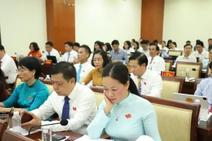 TP.HCM: Cán bộ có nhà ở cách xa nơi làm việc trên 14km được hỗ trợ nhà ở xã hội