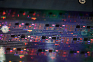 Trung Quốc khởi động điều tra chip Mỹ, phủ bóng lên đàm phán thương mại