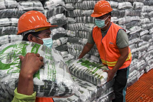 Nền kinh tế lớn nhất Đông Nam Á bất ngờ hoãn nhập khẩu 1,2 triệu tấn đường: Chuyện gì đã xảy ra?