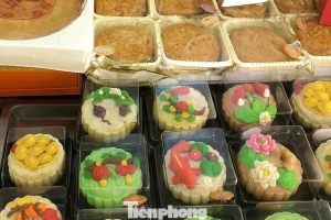 Rủi ro từ bánh trung thu trôi nổi