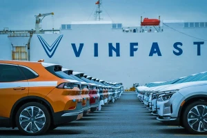 Độc quyền trên Tiền Phong: Vingroup nói thẳng về lỗ, lãi, tin đồn lãnh đạo