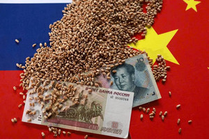 Chịu 25.000 lệnh trừng phạt, Nga quay về hình thức hàng đổi hàng để kết nối với thế giới