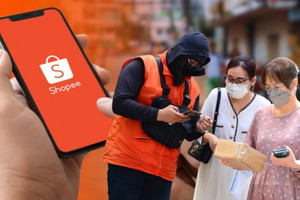 Shopee lỗi tính phí gấp đôi, nhiều chủ shop 'toát mồ hôi' vì lỗ nặng