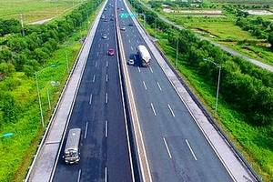 Việt Nam sắp khởi công tuyến cao tốc 24.000 tỷ rút ngắn thời gian kết nối tới nước láng giềng