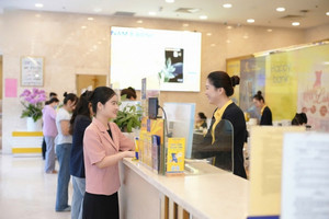 FiinRatings lần đầu xếp hạng tín nhiệm dài hạn Nam A Bank ở mức 'A-' với Triển vọng 'Ổn định'