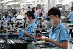 Bộ Nội vụ ‘chốt’ nhóm lao động được làm 8h/ngày, dịp lễ, Tết hưởng ít nhất 300% lương