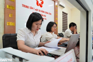 Nghỉ việc vì tinh giản, cán bộ có thể nhận trợ cấp tối đa 2 năm tiền lương