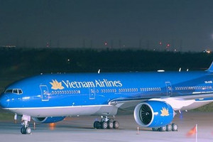 Vietnam Airlines (HVN) đưa ra khuyến nghị tới toàn bộ khách hàng sau việc máy bay phải hạ cánh khẩn cấp