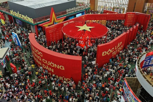 Samsung, Panasonic 'đổ bộ' dự án Top 10 thế giới của Vingroup (VIC) để tìm nguồn cung