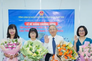 Hướng tới mạng lưới giảng dạy Tiếng Việt toàn cầu