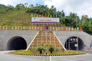 Chỉ 3 tháng nữa, 3 hầm xuyên núi quy mô trên cao tốc Bắc - Nam sẽ chính thức khởi công