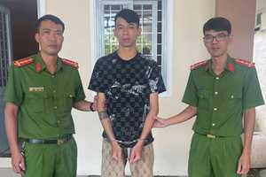 Bắt ‘nóng’ Hồ Tuấn Khanh sinh năm 2004