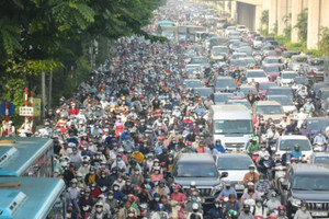 Cục Đăng kiểm Việt Nam chính thức lên tiếng trước thông tin '96% xe chạy xăng phải ngừng bán'