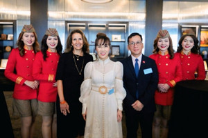 Tỷ phú Nguyễn Thị Phương Thảo đi Mỹ, đến thăm sàn chứng khoán lớn nhất thế giới