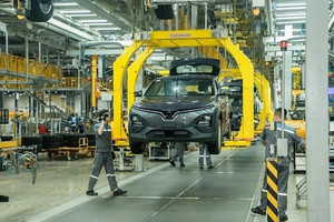 Dự thảo tiêu chuẩn tiêu thụ nhiên liệu: Lộ trình dừng xe xăng dầu và cơ hội cho VinFast
