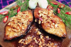 Rẻ hơn cá hồi, loại cá này vẫn giúp người Việt tuổi trung niên khỏe cơ, sáng trí, sống thọ