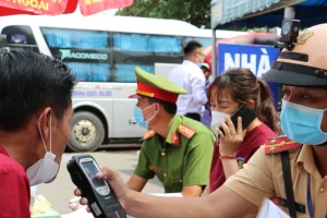 Vi phạm giao thông ở TPHCM sẽ bị phạt lao động công ích?
