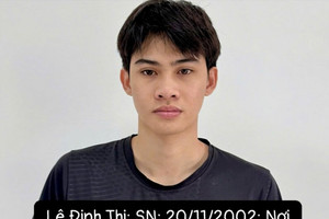 Công an mời 'nhân viên điện lực' Lê Đinh Thi sinh năm 2002 lên làm việc