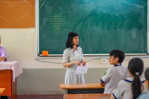 Sở GD&ĐT TPHCM lập đoàn kiểm tra 'lạm thu' ở hàng loạt trường học