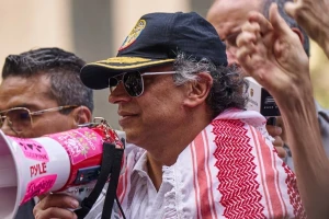 Mỹ trừng phạt Tổng thống Colombia vì phát ngôn 'khiêu khích'