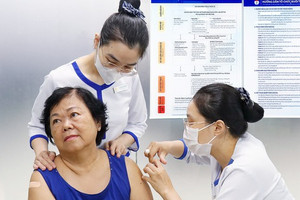 Vaccine RSV lần đầu về Việt Nam: Ưu tiên cho hai nhóm đối tượng dễ tổn thương, chi phí ra sao?