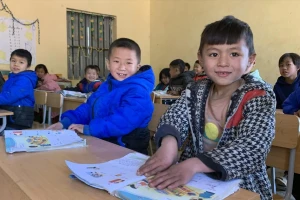 Bảo đảm ngân sách cung cấp miễn phí sách giáo khoa trước năm 2030