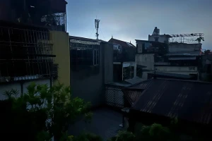 Hà Nội ngập úng, người dân bị cắt điện hơn 5 tiếng