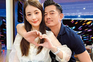 Một nam diễn viên nổi tiếng vừa lên chức bố ở tuổi 60