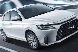 Mẫu sedan lai của Toyota bán hơn 4.200 xe chỉ trong một tháng, áp đảo Honda City và Nissan Almera